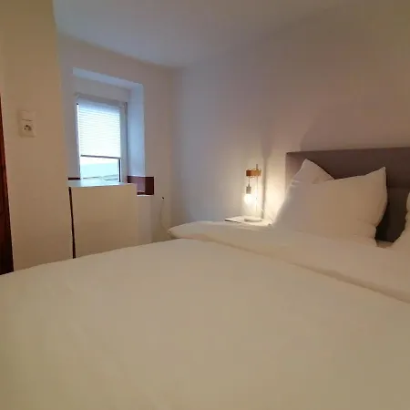 Creek Inn, Contactless Check-in * Glanbrucken